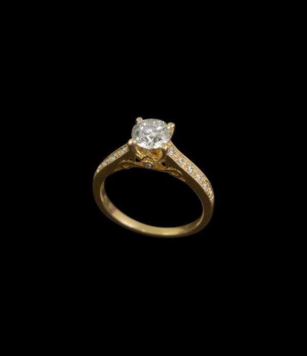 DIAMOND RING MUSTERY OF LIGHT