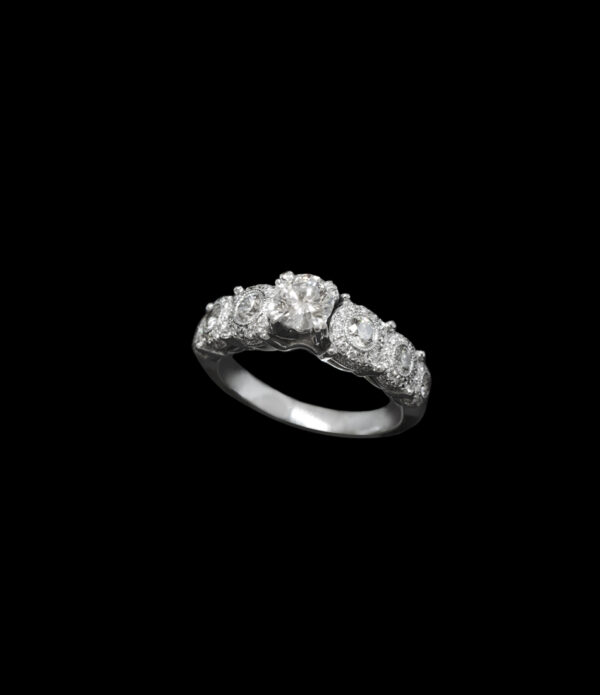 DIAMOND RING IRRESISTIBLE TEMPTATION